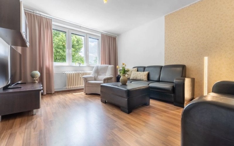 Na prenájom 3-izbový byt na ulici G. Dusíka