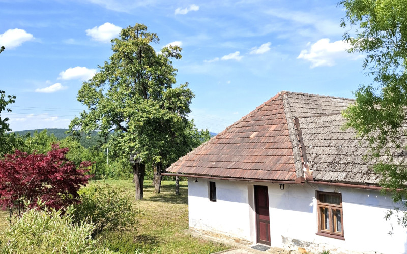 Na predaj chalupa v pôvodnom stave na Myjavských kopaniciach