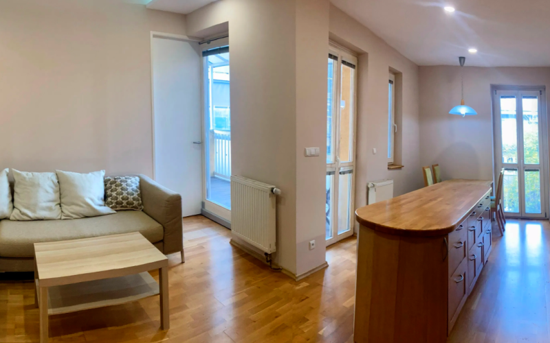 L&P | 4-izbový byt po rekonštrukcii s terasou – Šoltésová