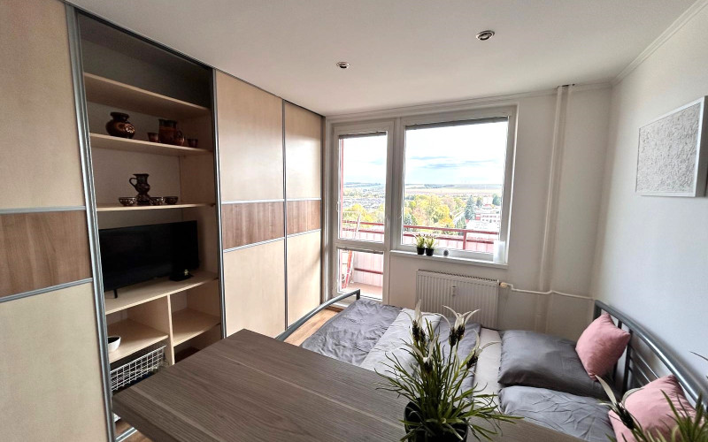 Na prenájom garsónka po rekonštrukcii v Senici