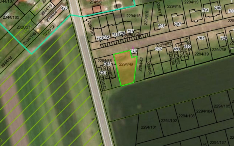 Na predaj pozemok vhodný na výstavbu RD v obci Mostová