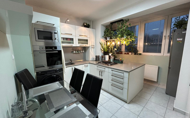 Na predaj 3-izbový zariadený byt na Čajkovského ulici