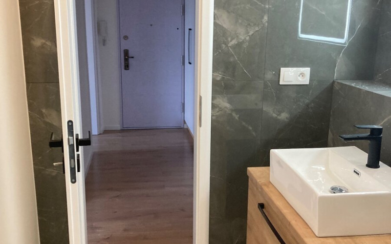 Moderný 1,5 izbový byt na prenájom, OC RETRO