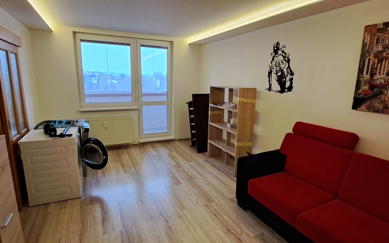 Na predaj 3iz. byt po kompletnej rekonštrukcii v Holíči