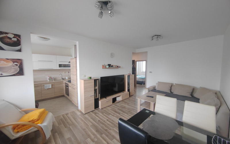 Pekný 3 izbový byt na prenájom, BA-Ružinov-Banšelova ul.,