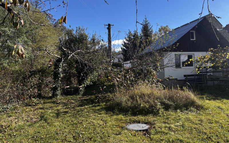 Pozemok s chatami na predaj | HRUBÉ LUKY, STUPAVA