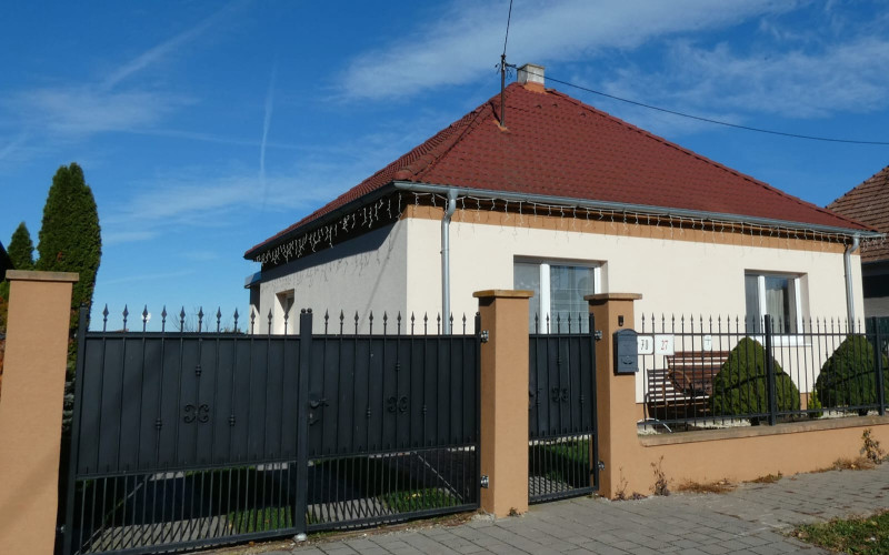 Na predaj rodinný dom  po rekonštrukcii v obci Voderady