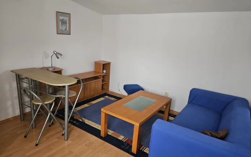 L&P | Prenajmem útulný domček so záhradným sedením