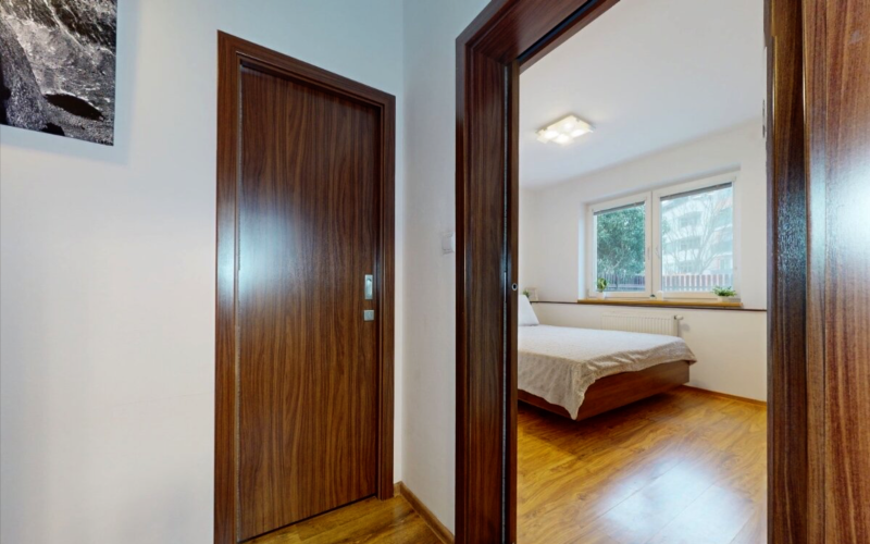 L&P | Prenájom 2-izbového bytu s predzáhradkou