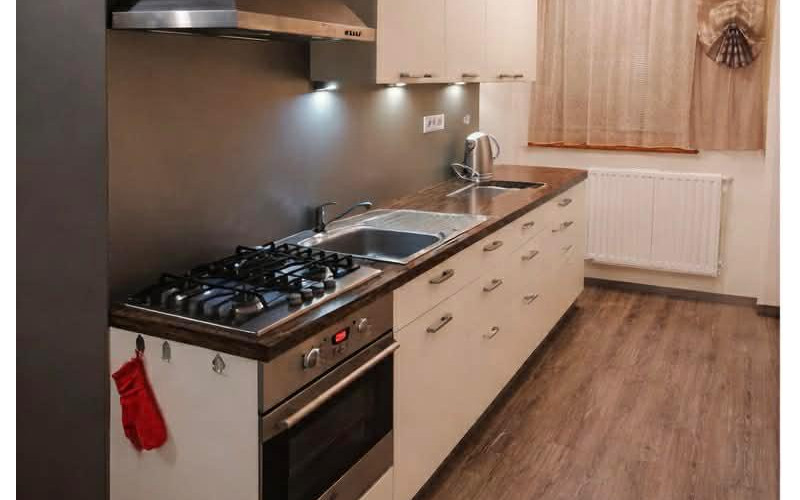 NA PREDAJ - 2 izbový byt v Humennom