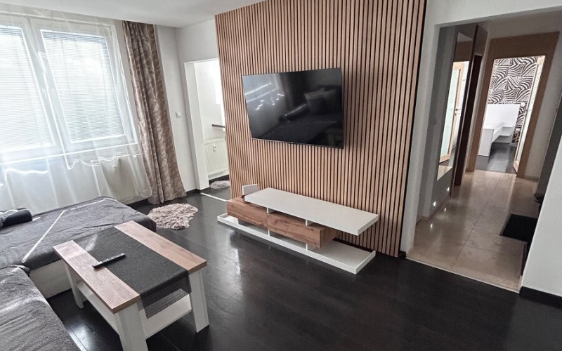 Prenájom 2 izbového bytu. Murgašova ulica Michalovce