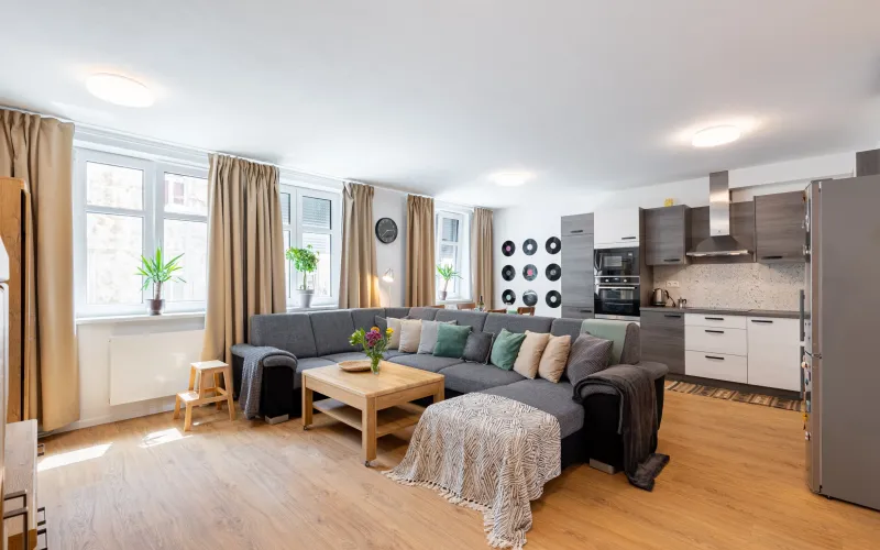 NA PREDAJ, moderný 3-izb. byt v Starom Meste