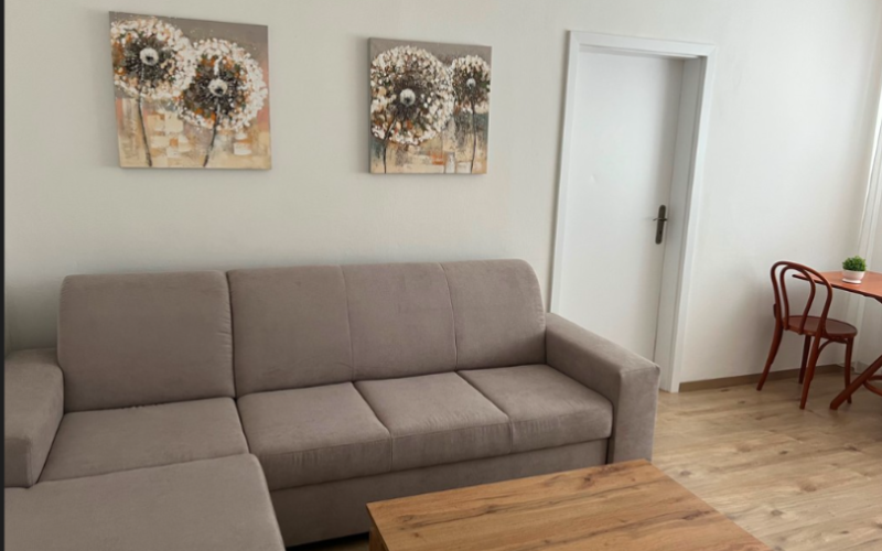 Na prenájom 2-izbový byt na Medveďovej ulici