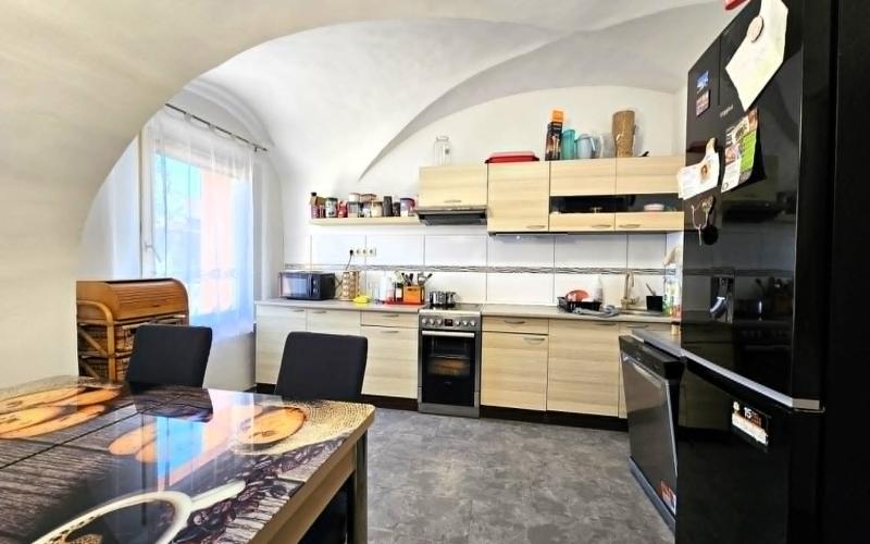 Na predaj zrekonštruovaný 3-izbový tehlový byt – Rajka