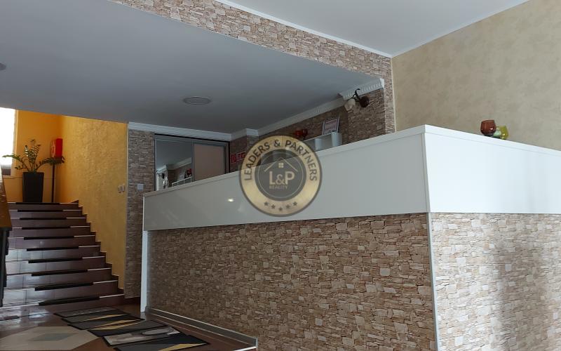 Zaujímavá podnikateľská príležitosť. Exkluzívne  na predaj Hotel KORZO v Sečovciach .