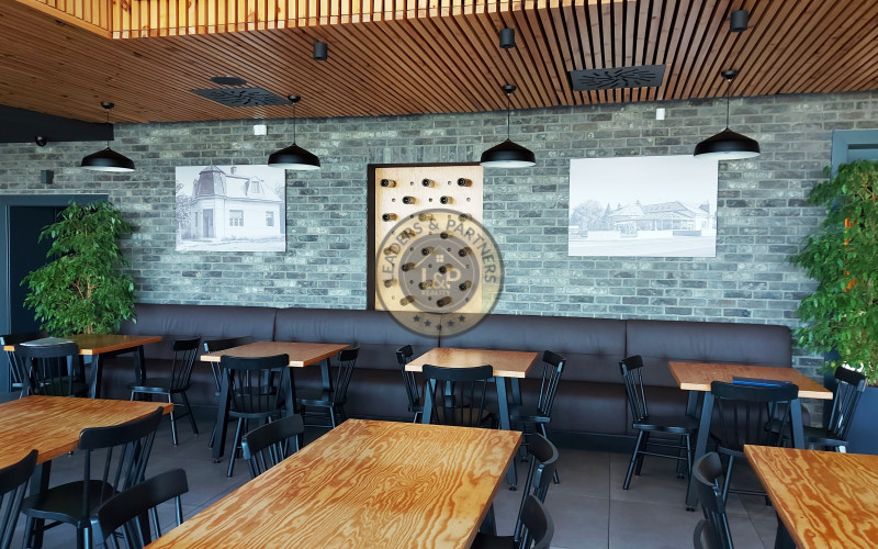 Na predaj Motorest KANADA - Hriadky.