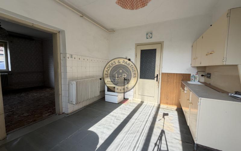 Na predaj rodinný dom v pôvodnom stave v obci Malženice