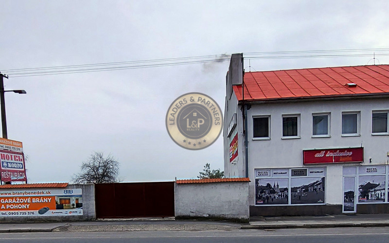 Zaujímavá podnikateľská príležitosť. Exkluzívne  na predaj Hotel KORZO v Sečovciach .