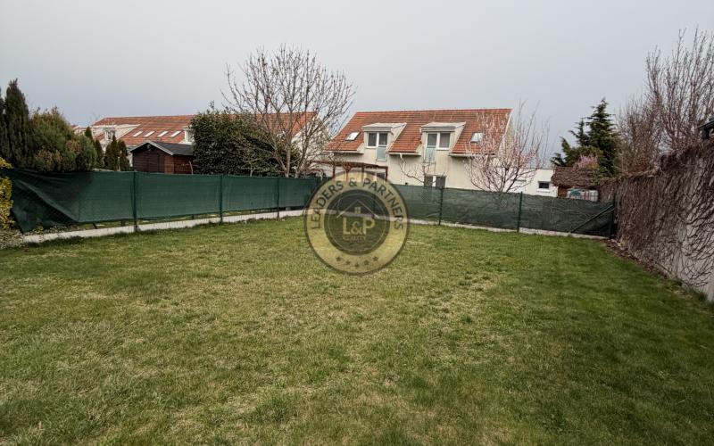 Na predaj  2iz. byt s garážou a záhradou v Bielom Kostole