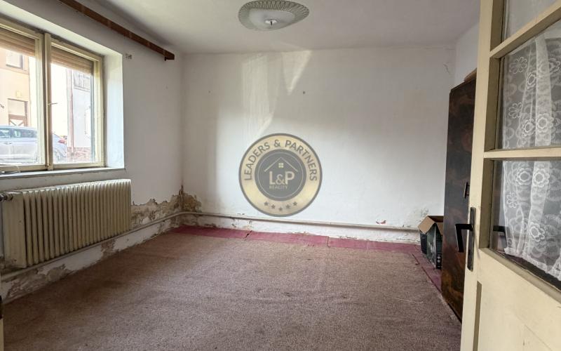 Na predaj rodinný dom v pôvodnom stave v obci Malženice