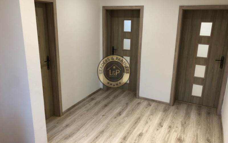 5 izbový dom, Ličartovce, kompletná rek., IS