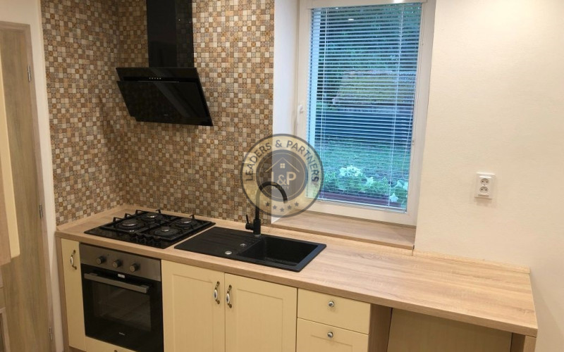 5 izbový dom, Ličartovce, kompletná rek., IS