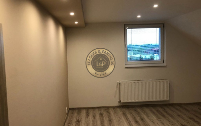 5 izbový dom, Ličartovce, kompletná rek., IS