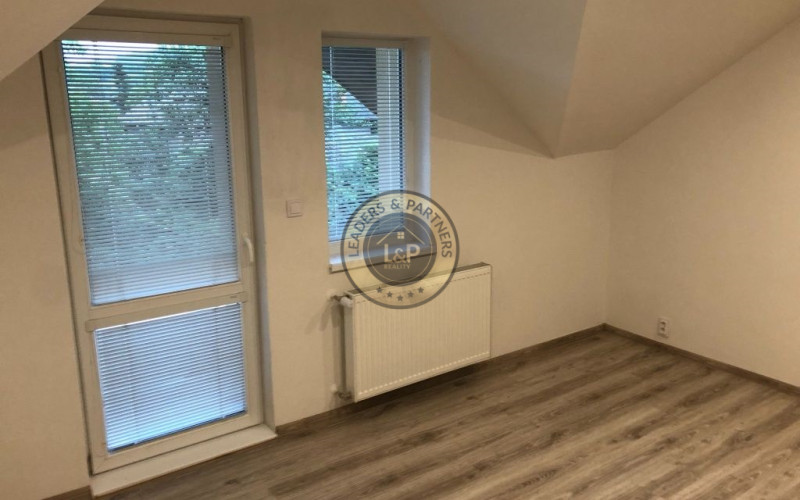 5 izbový dom, Ličartovce, kompletná rek., IS