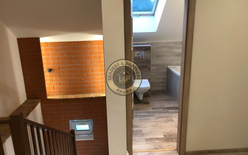 5 izbový dom, Ličartovce, kompletná rek., IS