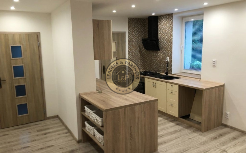 5 izbový dom, Ličartovce, kompletná rek., IS