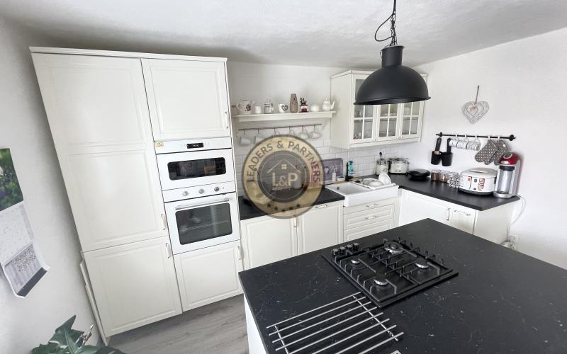 NA PREDAJ DVOJGENERAČNÝ RODINNÝ DOM DUBOVANY - PIEŠŤANY