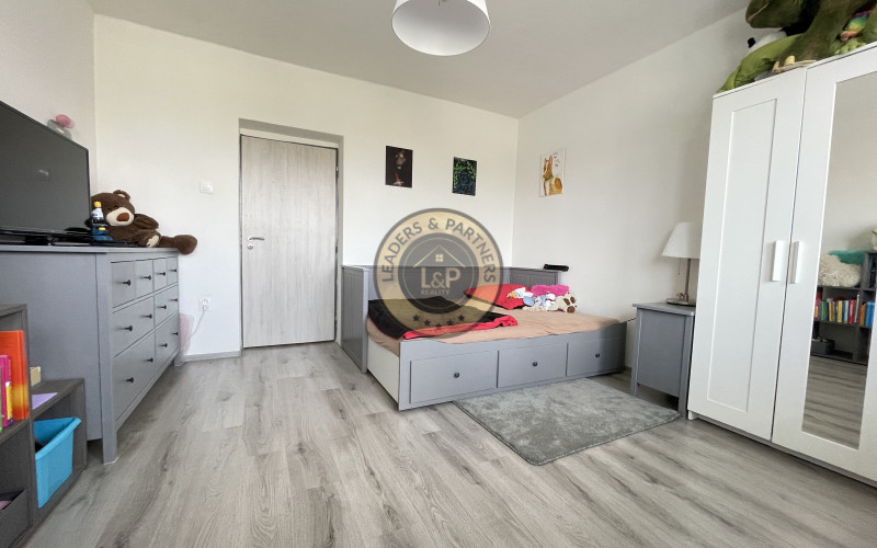 NA PREDAJ DVOJGENERAČNÝ RODINNÝ DOM DUBOVANY - PIEŠŤANY