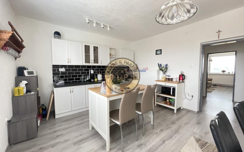 NA PREDAJ DVOJGENERAČNÝ RODINNÝ DOM DUBOVANY - PIEŠŤANY