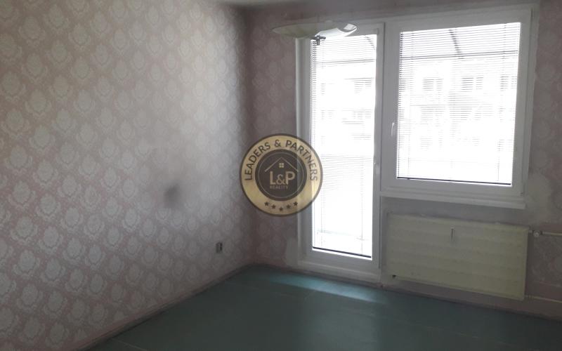 ZNIŽENÁ CENA: Na predaj: 1-izbový byt Nitra - Klokočina