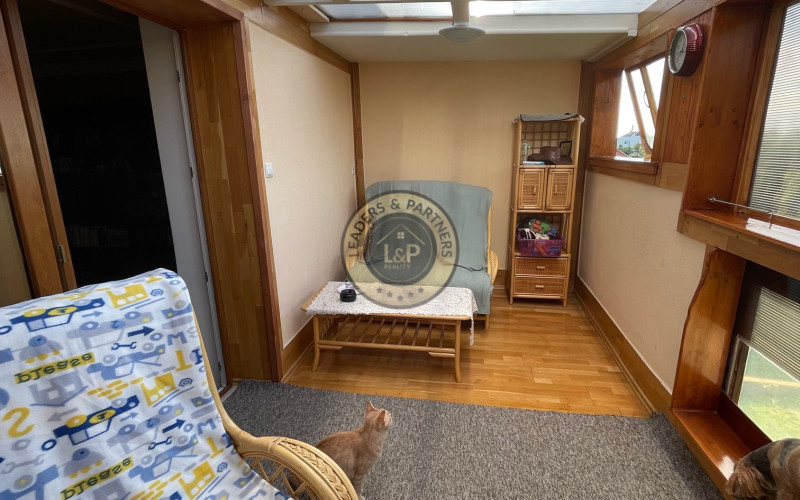 NA PREDAJ: Priestranný rodinný dom Nitra - Zobor s garážou