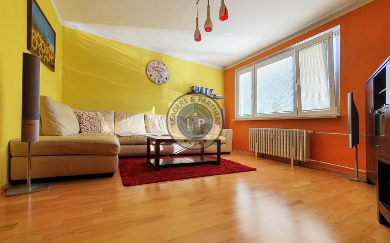 (prenajaté bez nás) 3 izbový byt s Balkónom na prenájom Žilina - Hájik