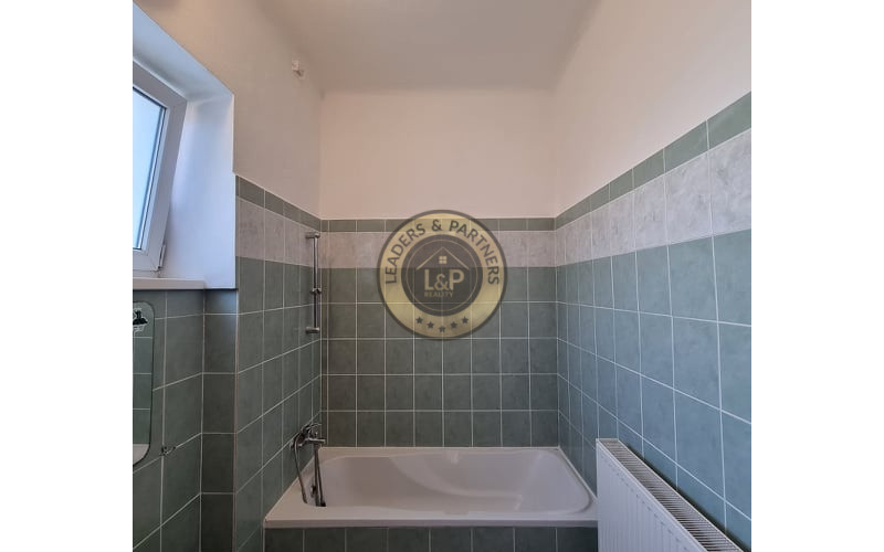 4 izbový byt Košice - Juh, Nerudova, čiast. rek., loggia, záhrada podiel