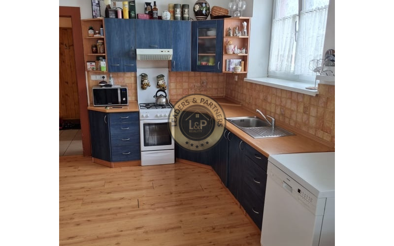 4 izbový byt Košice - Juh, Nerudova, čiast. rek., loggia, záhrada podiel