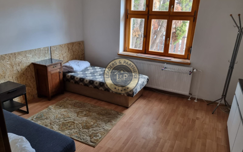 PRENÁJOM 5izb RODINNÉHO DOMU BENCÚROVÁ ul. TRNÁVKA BRATISLAVA