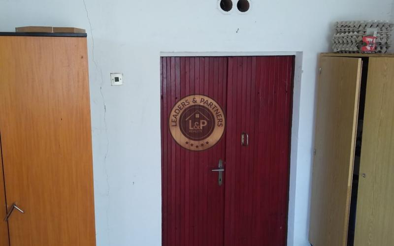 Ponúkame na predaj stavebný pozemok Koválovec - Radošovce