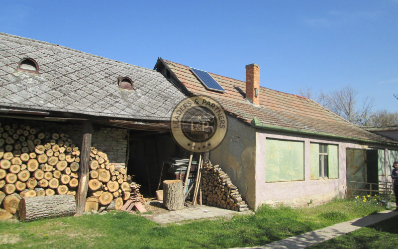 Dom - chalupa na samote pri Malom Dunaji len 7 km od Senca