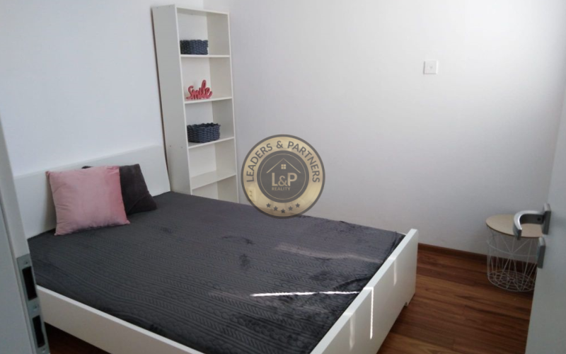 Prenájom 3-izbového bytu - Bradáčova ulica, Petržalka