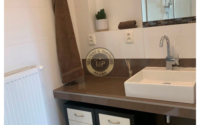 PRENÁJOM KRÁSNY 7 IZBOVÝ RODINNÝ DOM KRAMÁRE HRDLIČKOVÁ ULICA