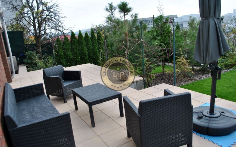 PRENÁJOM KRÁSNY 7 IZBOVÝ RODINNÝ DOM KRAMÁRE HRDLIČKOVÁ ULICA