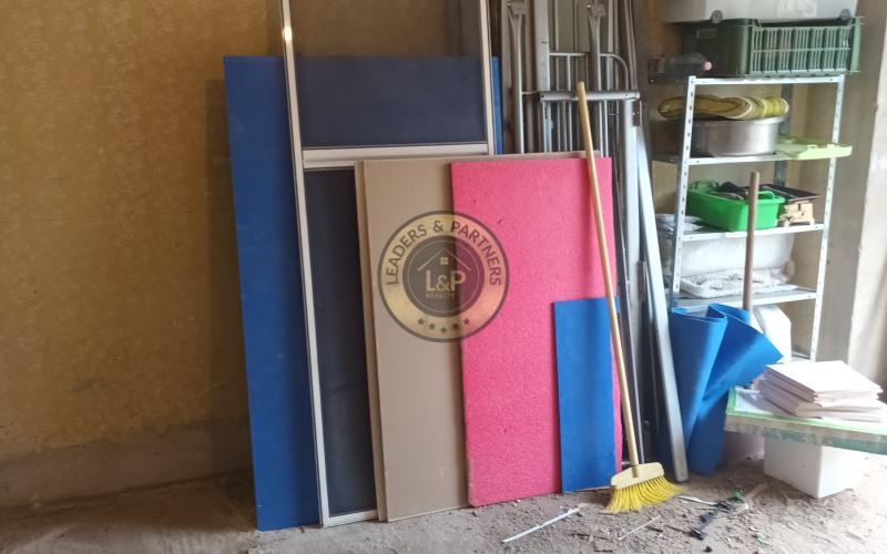 Rodinný dom s pozemkom - Rača