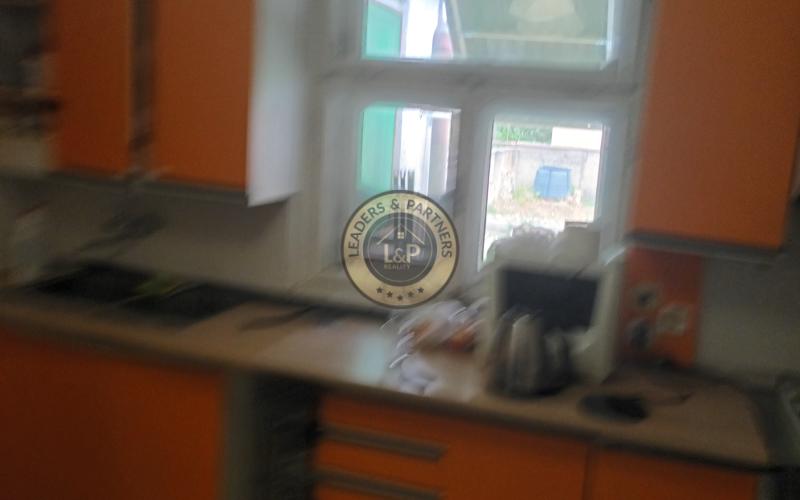 Rodinný dom s pozemkom - Rača