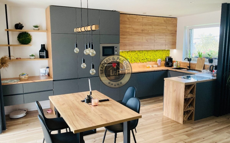 4. izbový rodinný dom Drienov, novostavba, IS, zariadený