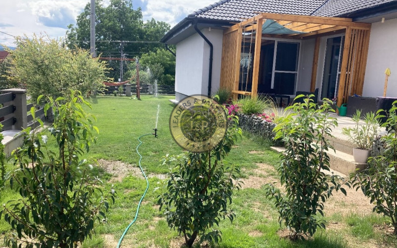 4. izbový rodinný dom Drienov, novostavba, IS, zariadený