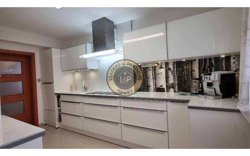 PRENÁJOM 3 IZBOVÉHO RODINNÉHO DOMU NOVOBANSKÁ - PETRŽALKA