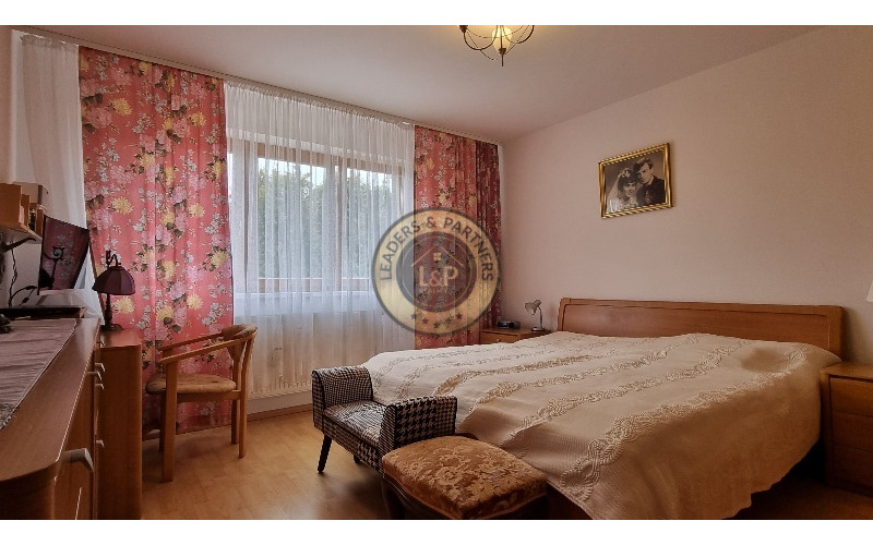 PRENÁJOM 3 IZBOVÉHO RODINNÉHO DOMU NOVOBANSKÁ - PETRŽALKA